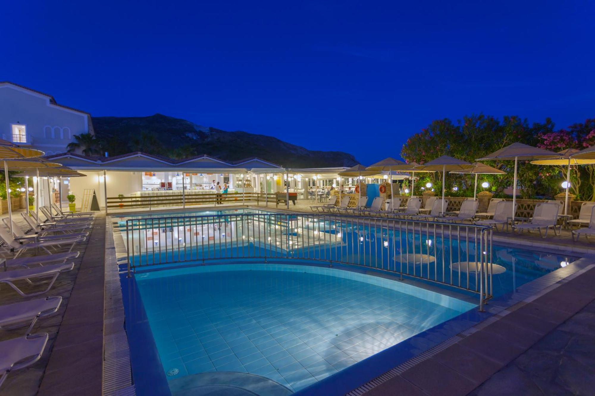 Cavo D'Oro All Inclusive Resort Kalamaki  Bagian luar foto