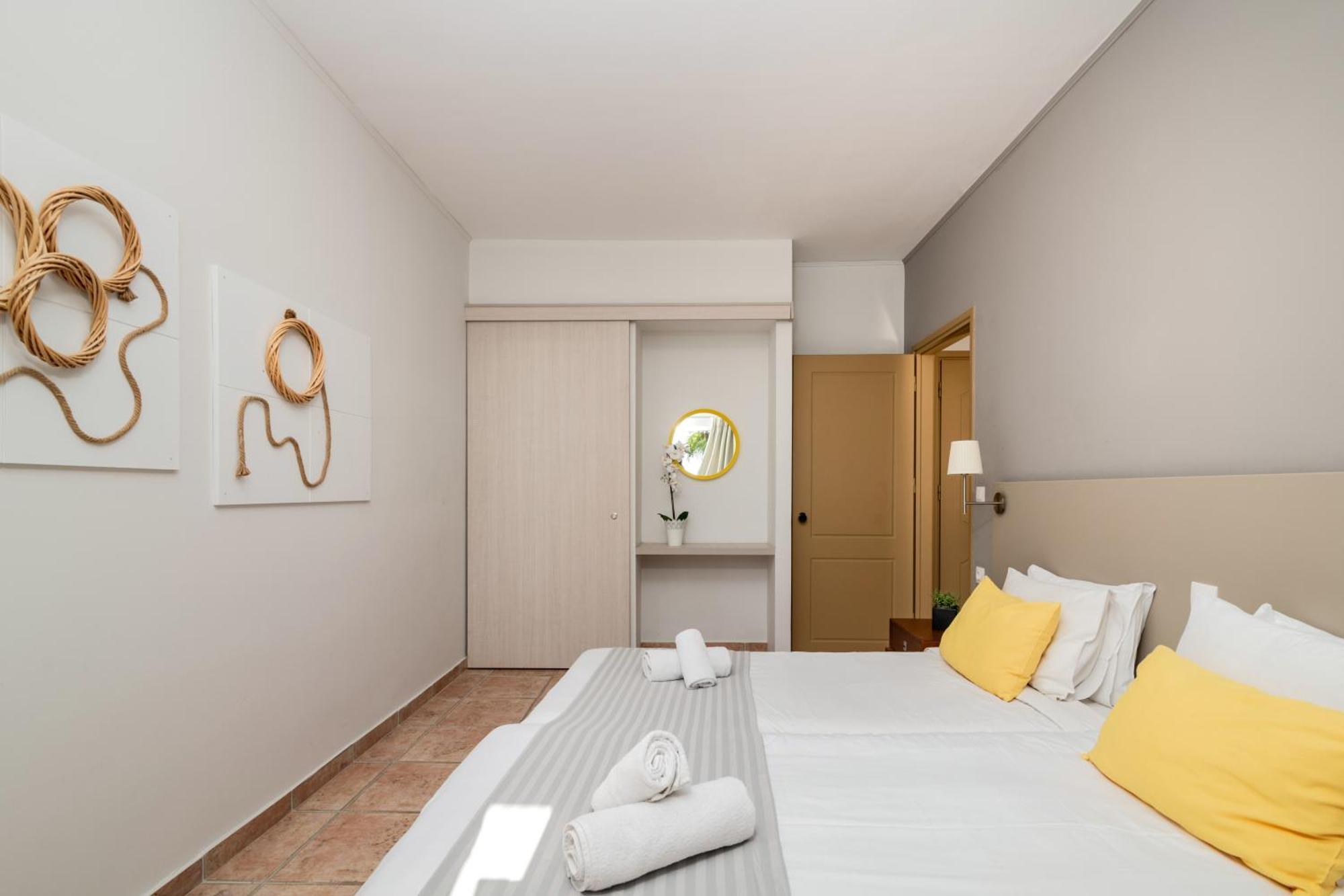 Cavo D'Oro All Inclusive Resort Kalamaki  Bagian luar foto
