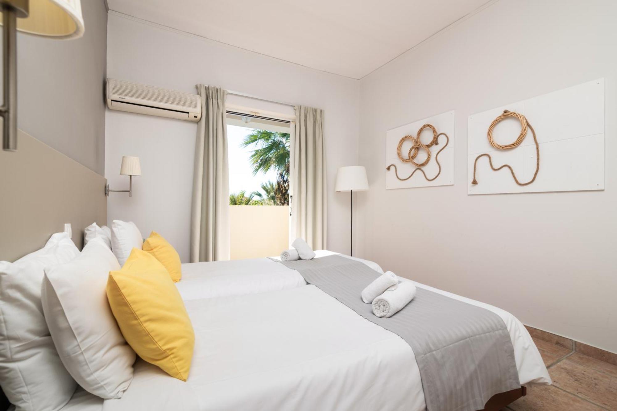 Cavo D'Oro All Inclusive Resort Kalamaki  Bagian luar foto