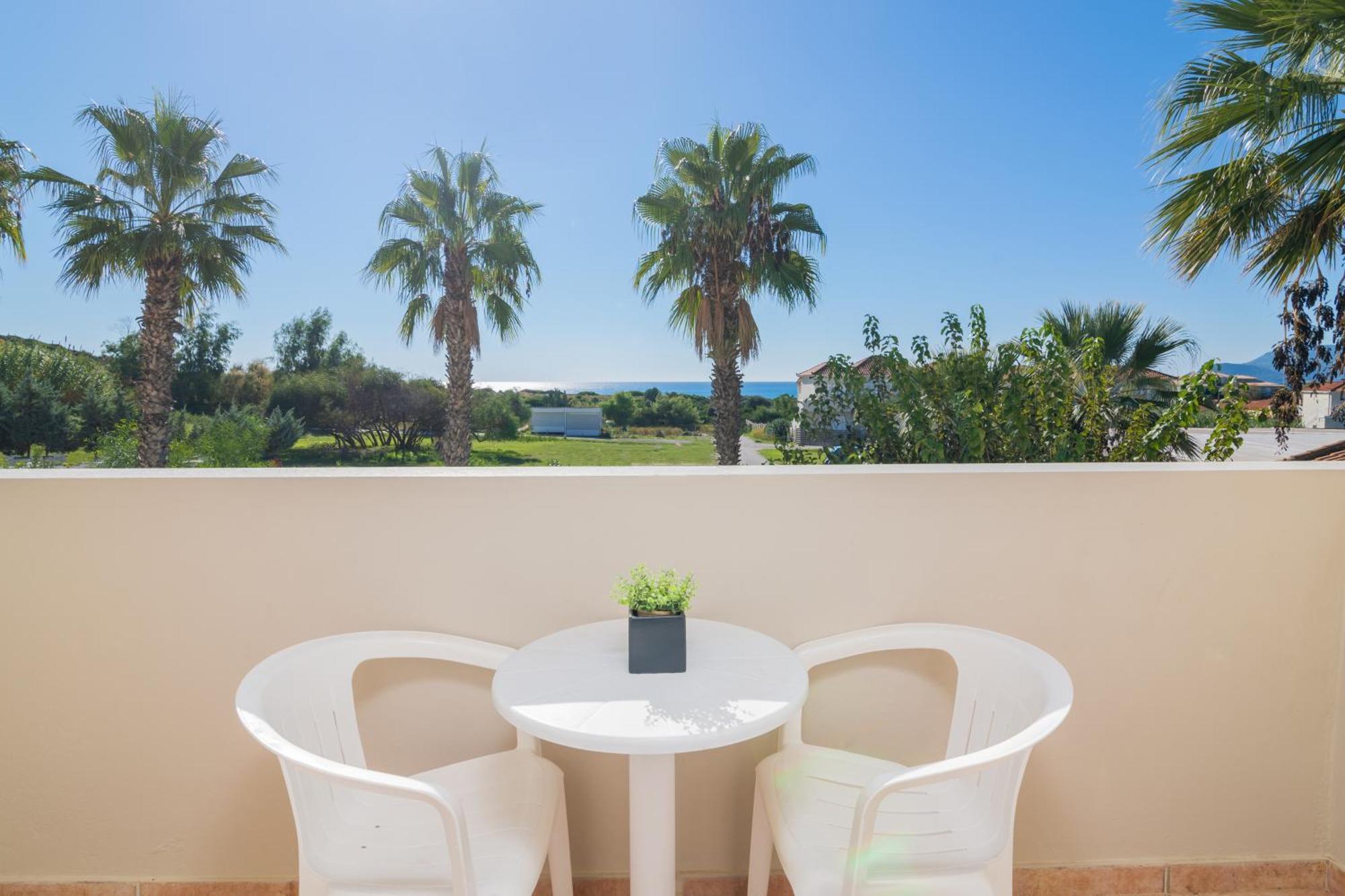 Cavo D'Oro All Inclusive Resort Kalamaki  Bagian luar foto