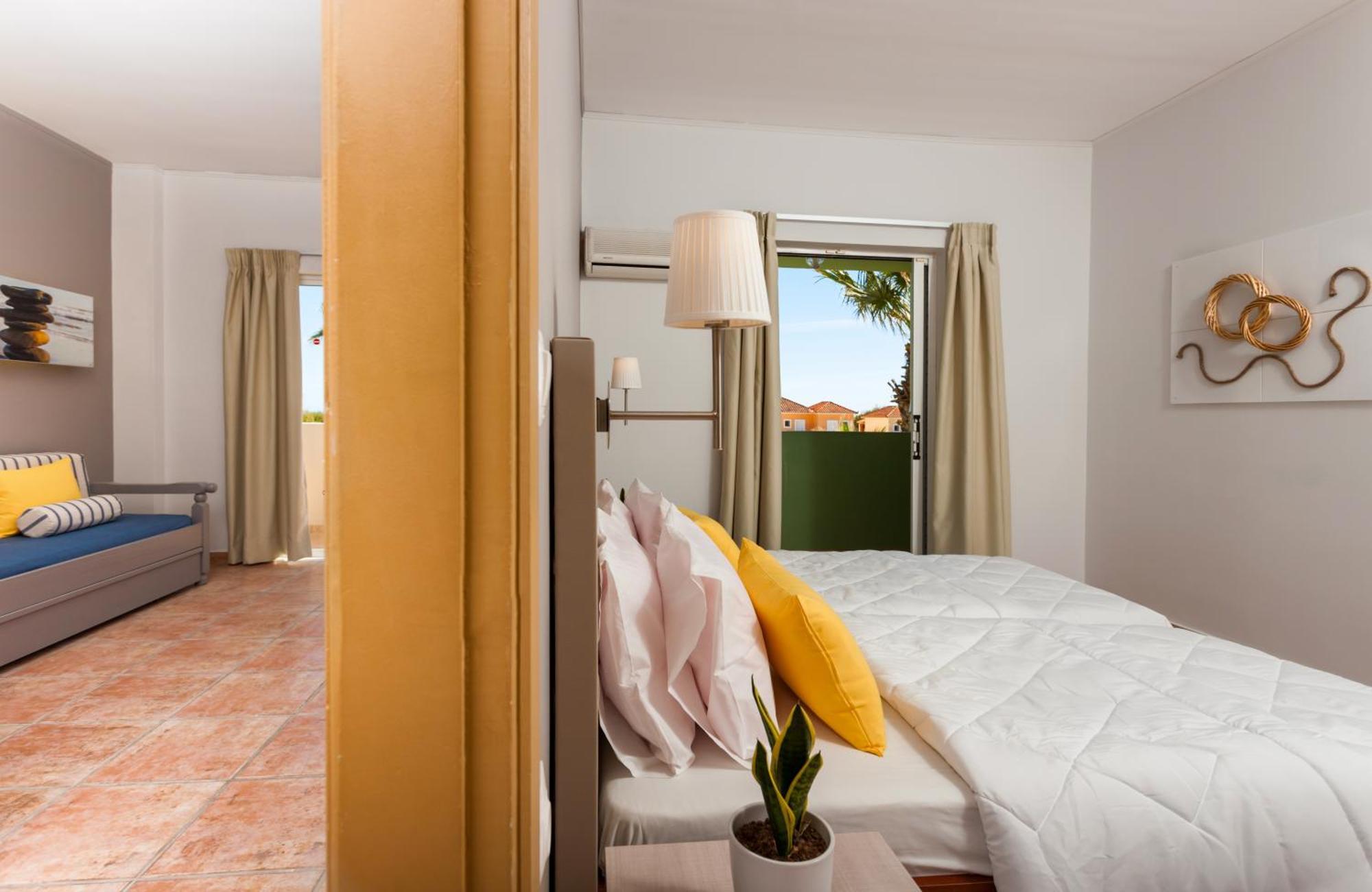 Cavo D'Oro All Inclusive Resort Kalamaki  Bagian luar foto